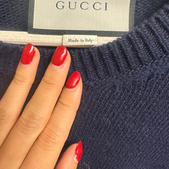 Gucci Embroidered Front Sweater
Size: US M / EU 48-50 / 2 - Picture 3 of 3